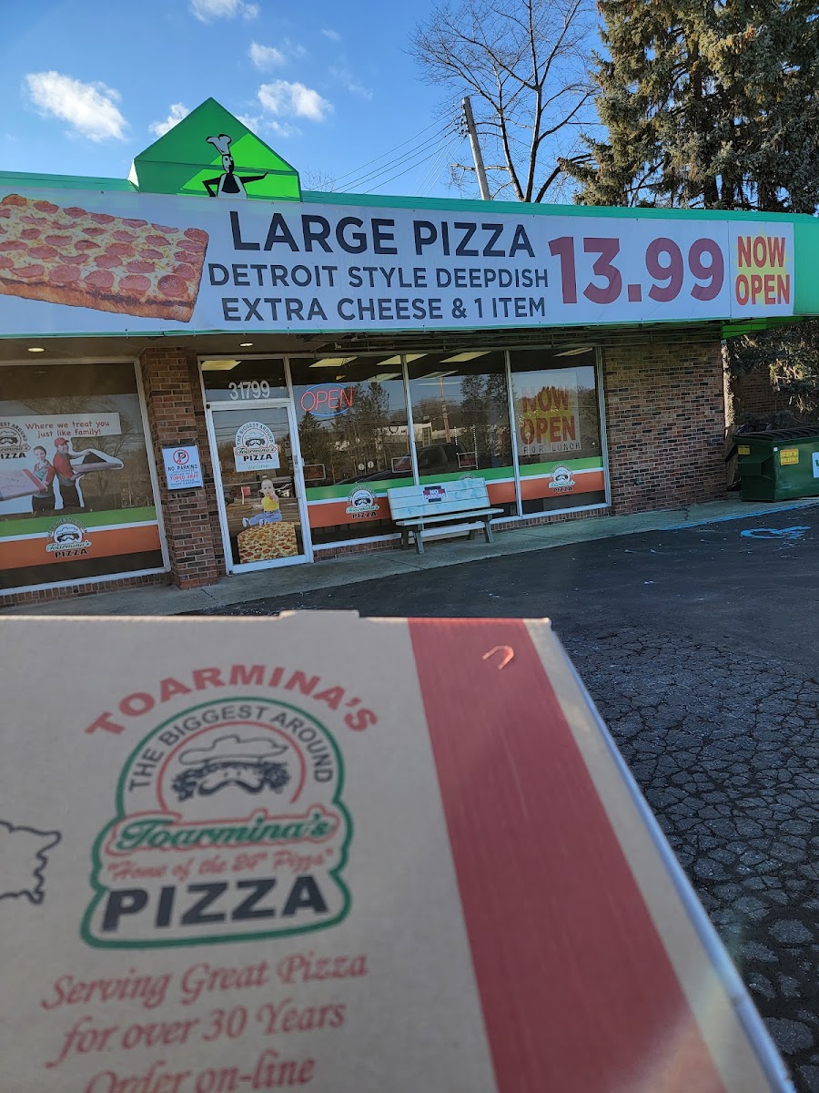 Toarmina's Pizza